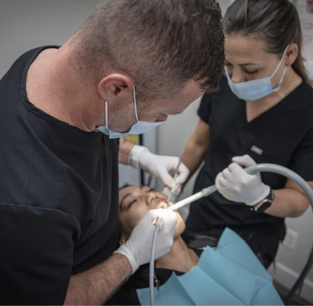 Contact Our Top-Rated Brooklyn Endodontist